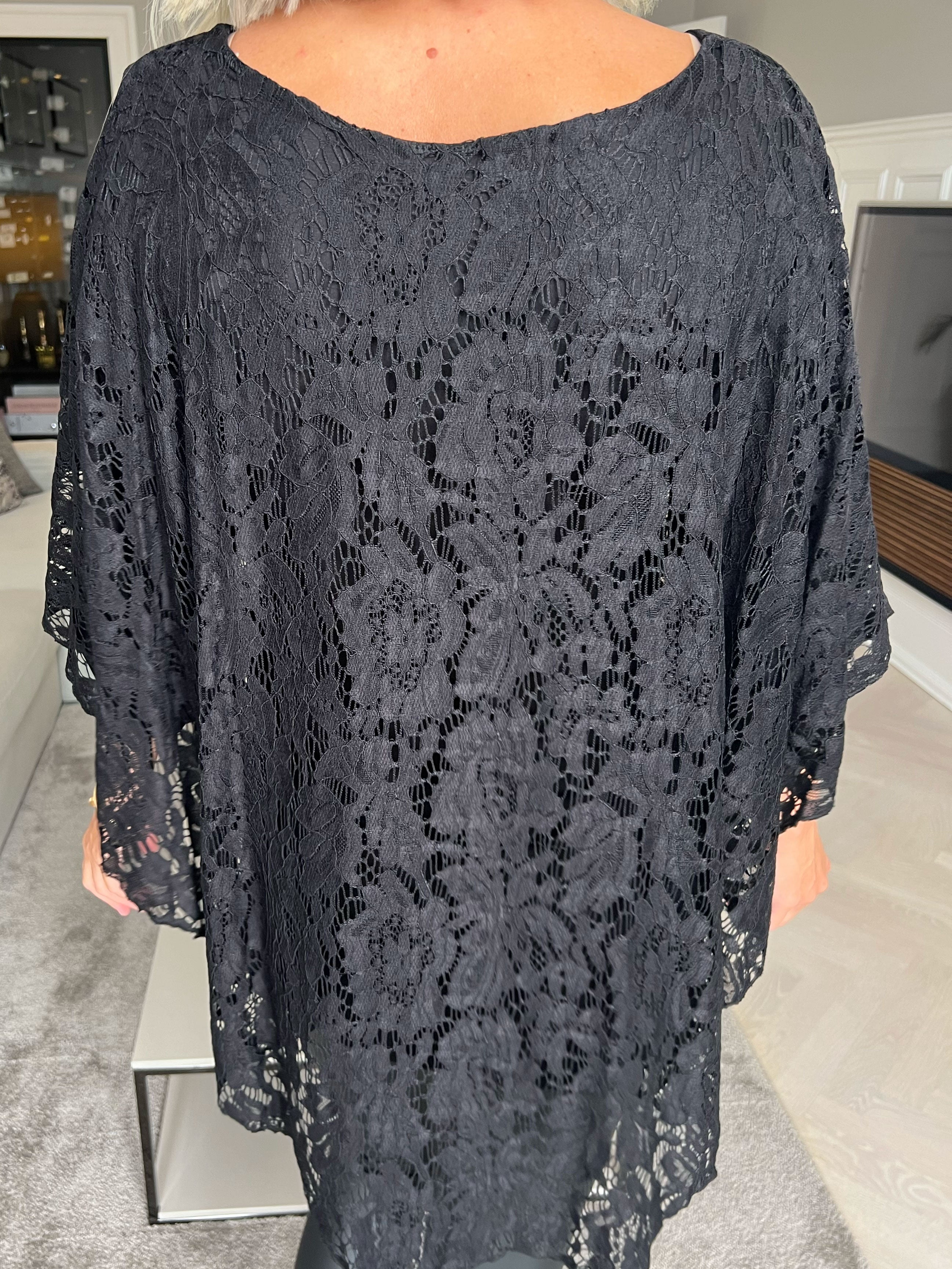 Kenya Lace Shirt - Tunika med spetslager